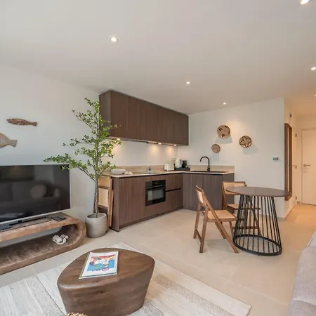 Apartment Chic With Sea View In The Heart Of *