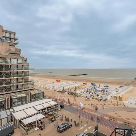 Chic With Sea View In The Heart Of